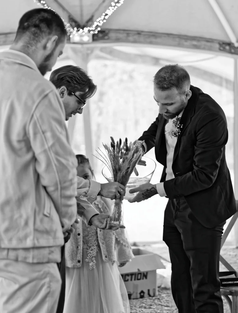 Préparatifs de la mariée, capture d'émotions authentiques - LignyPicture