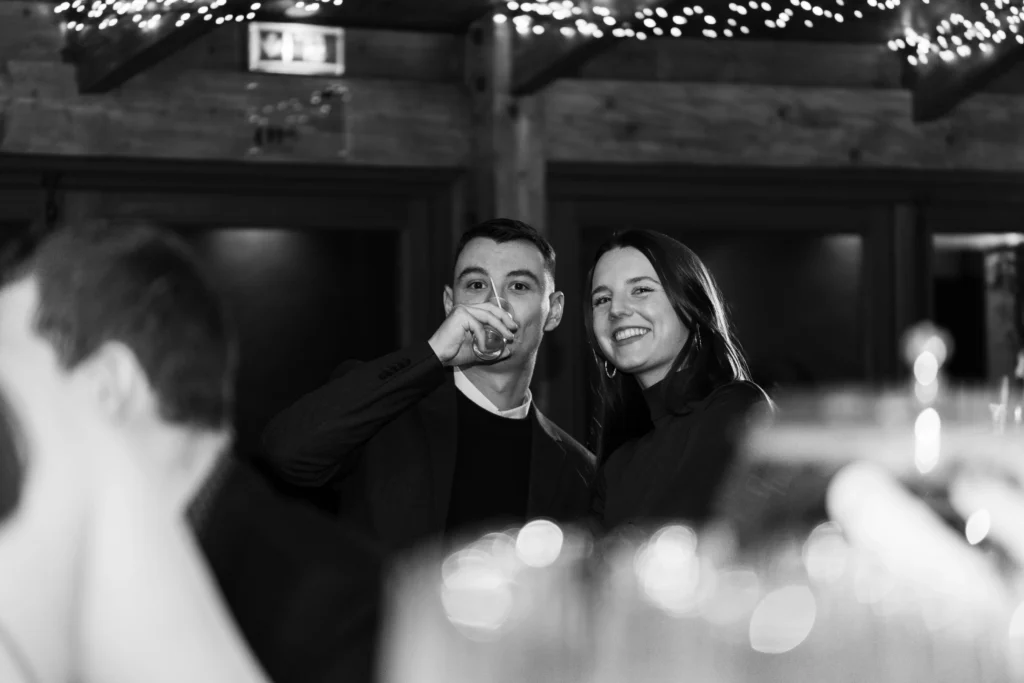 Portrait naturel de couple de mariage à Paris - LignyPicture
