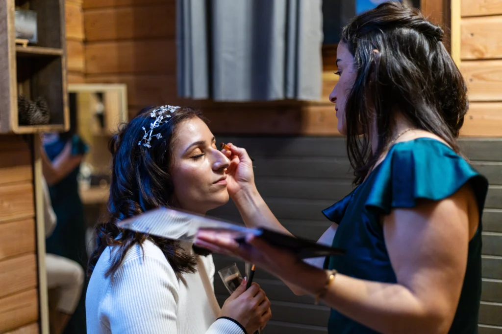 Mariage à Montpellier, couple sous une lumière dorée - LignyPicture