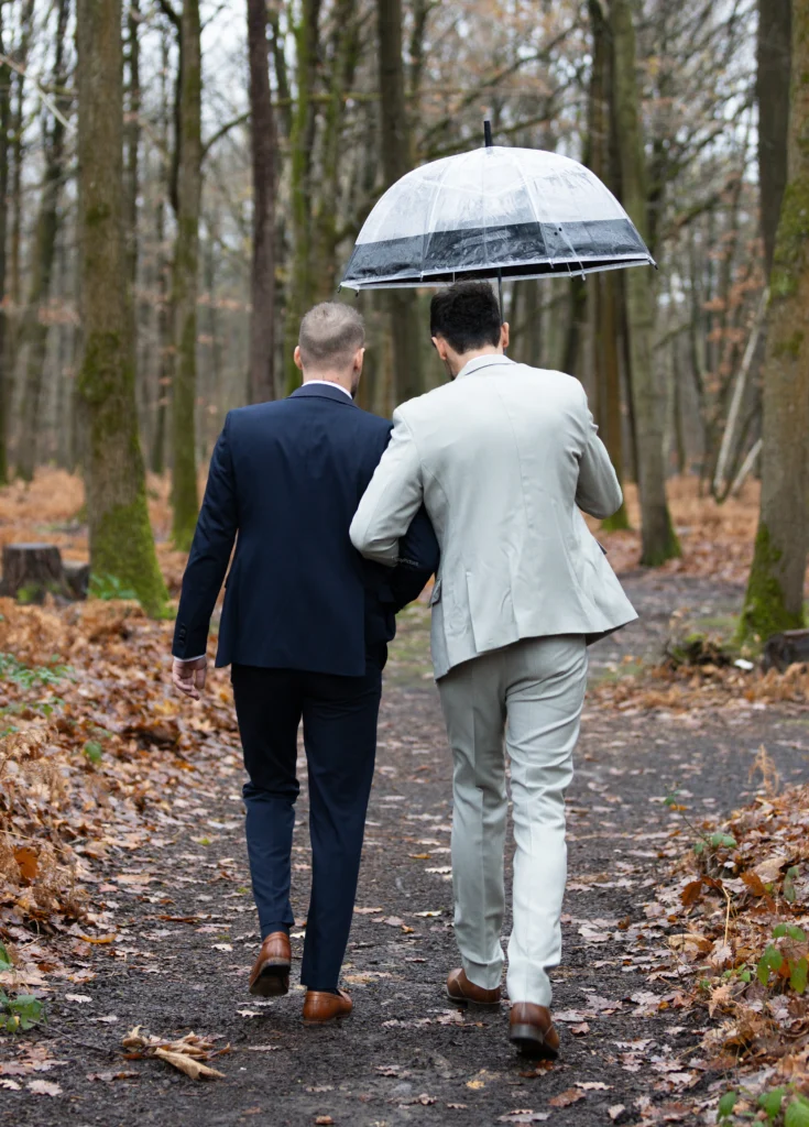 Lancer de bouquet de la mariée, un moment de joie - LignyPicture